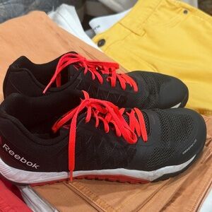 Reebok Men's Black and Red Athletic Shoes